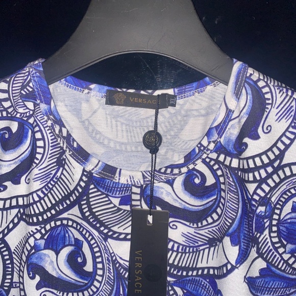 90s Vintage Versace T- Shirt XL - Picture 2 of 6